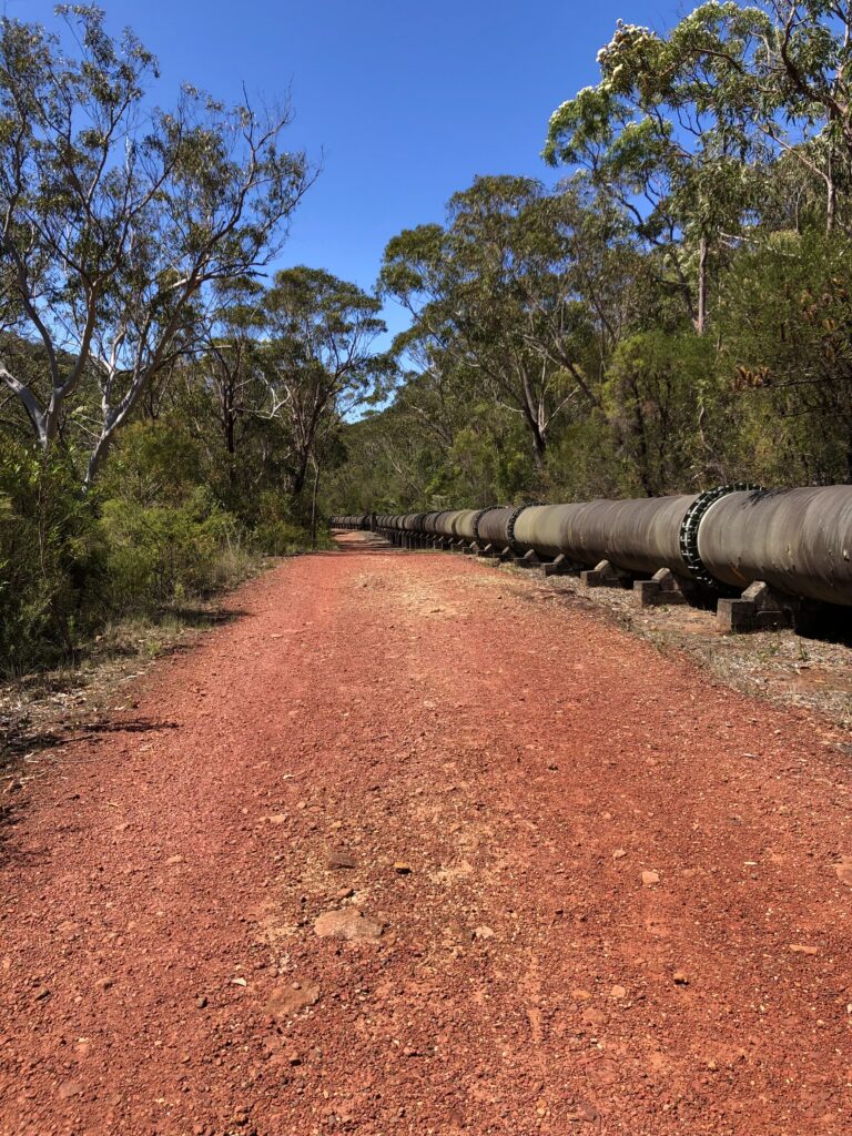 the Pipeline trail - Heathcote national park